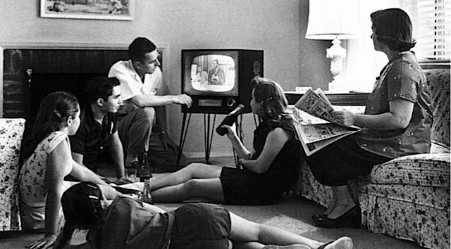 Family_watching_television_1958.jpg