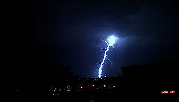 lightningblue.jpg