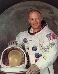  2009 11 Buzz Aldrin 002