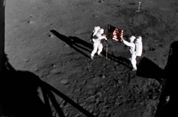 moon landing. Space 2010 09 28 Moon-Landing-