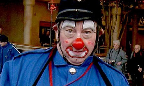  Sys-Images Guardian Pix Pictures 2008 12 22 1229941341849 Childrens-Entertainer-Str-001