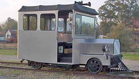 Railroad motorcar